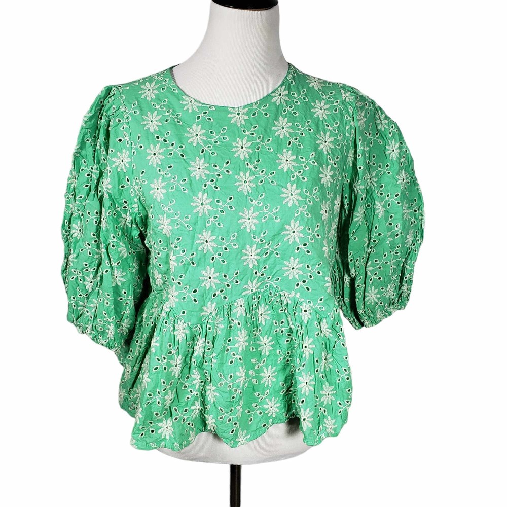 In the Style size 10 Green & White Peasant Embroidered Meadow Puff Sleeve Blouse